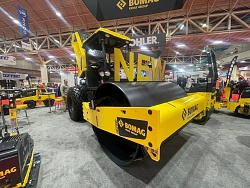 Новый однобарабанный ролик BW 211 D без излишеств от Bomag