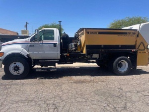 F-750 2004 года с патчером  Bergkamp FP5 Б/У