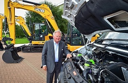JCB выходит за рамки строительства и дооснащает фургон водородным двигателем