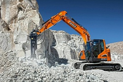 Компания Develon представила дробилки серии HB для экскаваторов